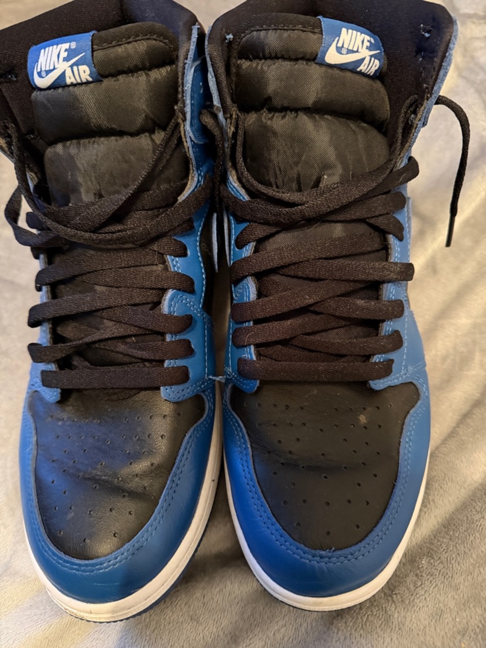 Nike Men’s High-Top Sneakers in Blue and Black